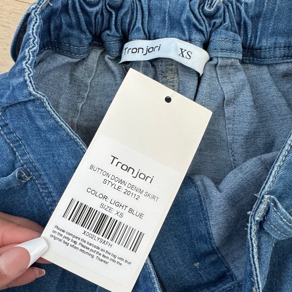Tronjori Button Down Denim Skirt - Picture 3 of 4
